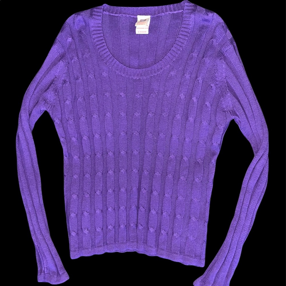 Cable knit sweater in XL